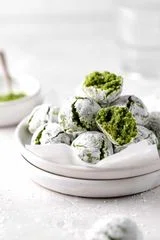 Matcha Amaretti Cookies