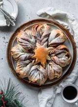 Cookie Butter Cinnamon Star Bread