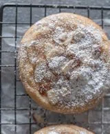 Almond Croissant Cookies