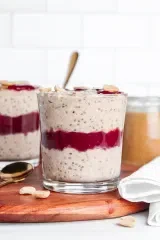PB&J Overnight Oats