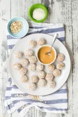 Coconut Peanut Butter Oatmeal Balls