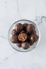 No-Bake Brownie Energy Bites