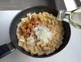 Creamy Chicken Alfredo Pasta