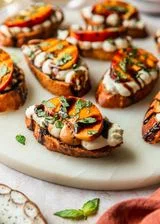 Whipped Ricotta Crostini with Juicy Peaches