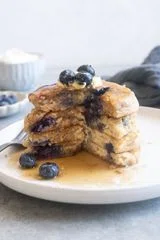 Blueberry Greek Yogurt Pancakes with Oat Flour
