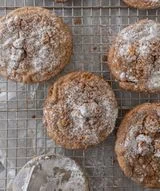Brown Butter Coffee Cake Cookies With Cinnamon Streusel