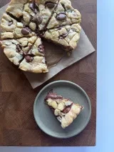 Chocolate Chip Nutella Stuffed Cookie Pie