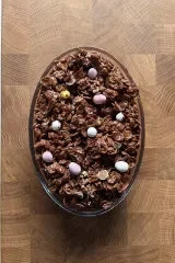 Mini Egg Crunch Cake