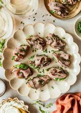 5-Ingredient Boursin & Roast Beef Crostini