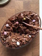 Mini Egg Crunch Cake