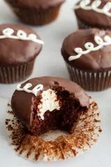 Vegan Hostess Cupcakes