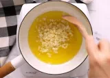 Easy Vegan Gravy