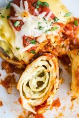 Easy Lasagna Roll Ups