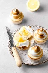 Lemon Meringue Cupcakes