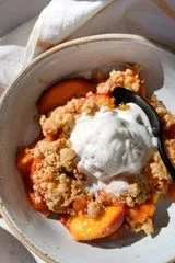 Homemade Peach Crumble