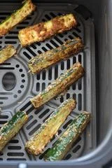 Air Fryer Zucchini Fries