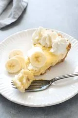 Banana Cream Pie with Graham Cracker Crust