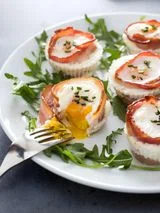 Bacon and Egg Muffins