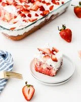 Jello Strawberry Cake