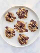 4-Ingredient Samoas Cookies