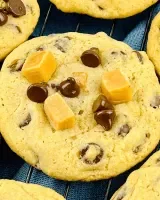 Caramel Chocolate Chip Cookies
