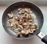 Truffle Mushroom Cream Pasta