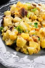 Cast Iron Skillet Breakfast Potatoes and Cheese