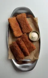 Crispy Chicken Fajita Bread Rolls