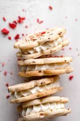 Strawberry Cheesecake Cookies