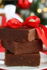Easy Microwave Fudge (2 ingredients)