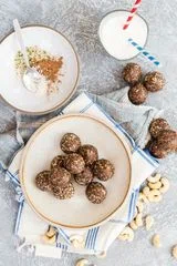 Date Nut Bites