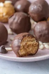 Chocolate Covered Crispy Rice Bites