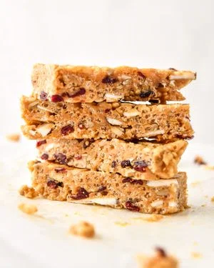 Peanut Butter Rice Krispie Breakfast Bars