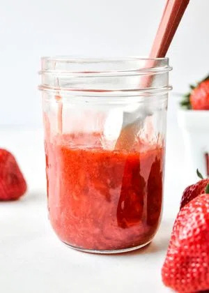 Easy Strawberry Sauce