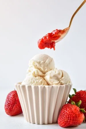 Easy Strawberry Sauce