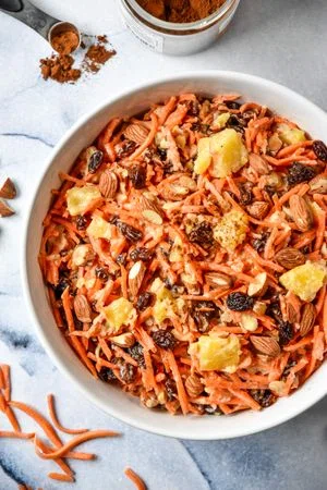 Cinnamon Raisin Carrot Salad