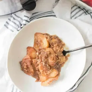 Crock Pot Peach Cobbler