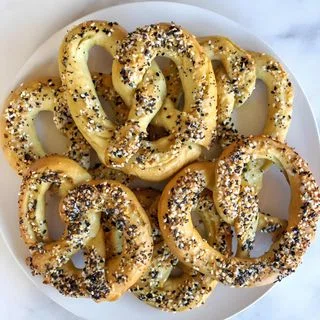 Everything Bagel Soft Pretzels