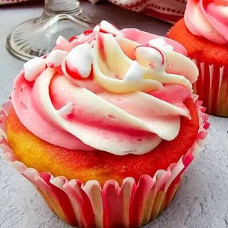 Candy Cane Cupcakes