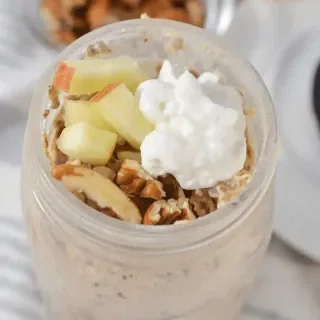 Overnight Apple Pie Oats