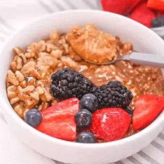 Chocolate Cottage Cheese Breakfast Bowl
