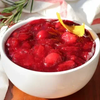 Cranberry Sauce with Cinnamon and Orange