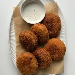 Crispy Cheeseburger Croquette Breads