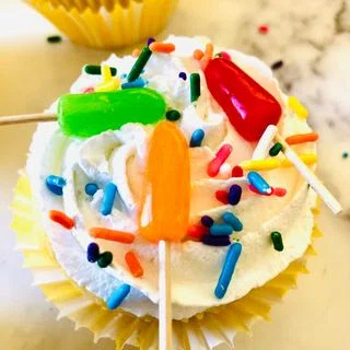 Popsicle Cupcakes for Summer