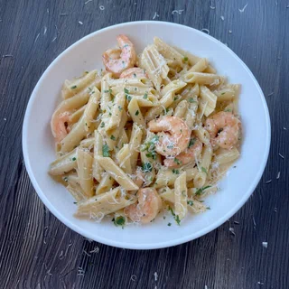 Garlic Cream Pasta with Shrimp
