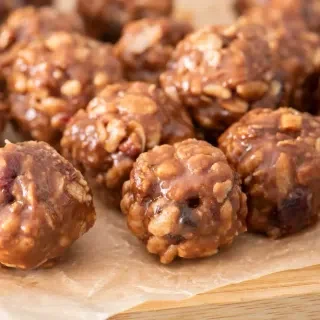 Chewy Granola Balls