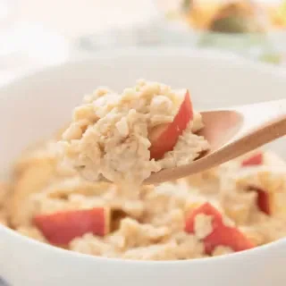 Apple Cinnamon Oatmeal