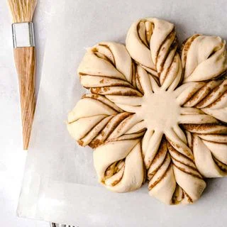 Overnight Buttermilk Cinnamon Star Bread