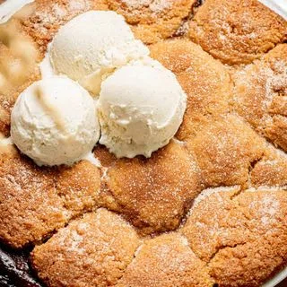Cinnamon Sugar Apple Cobbler