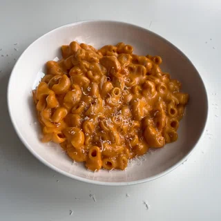 Pink Sauce Mac & Cheese
